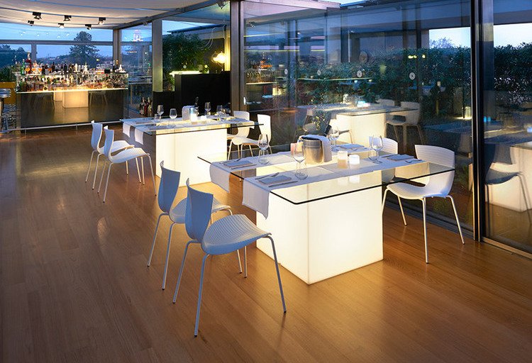 table-square-1